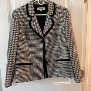 Black + white blazer with black silk inside